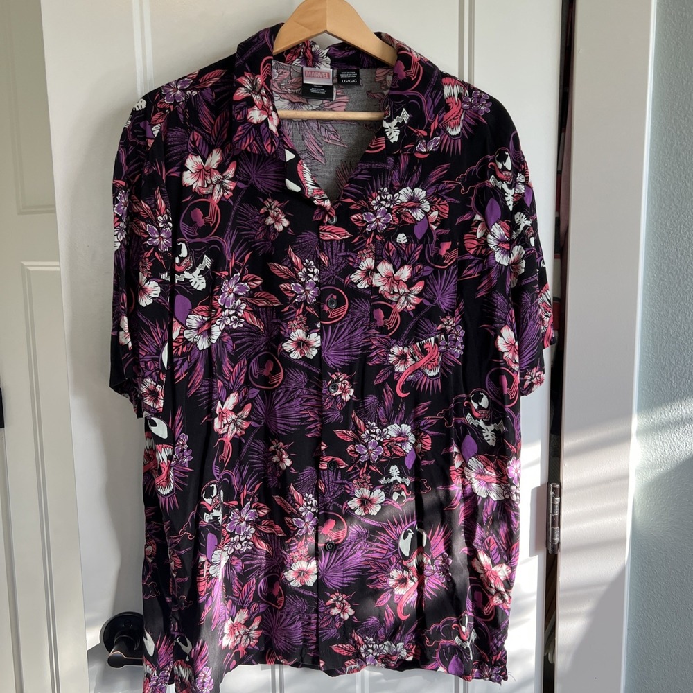 Marvel Venom Hawaiian Shirt Men Large Purple Floral AOP All Over Print Spiderman